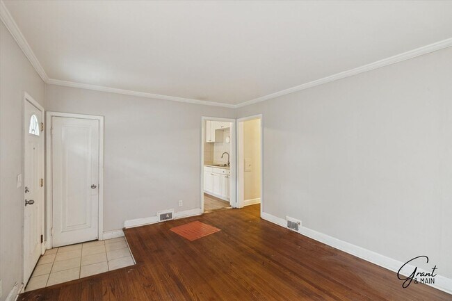 Foto del edificio - 10067 Grayton St