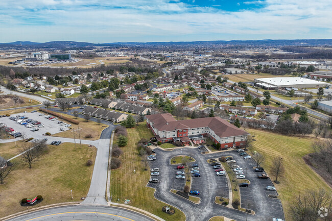 Foto del edificio - Manchester Heights (62+ Community)