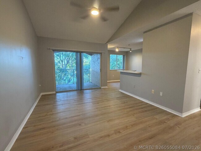 Foto del edificio - 3830 Lyons Rd