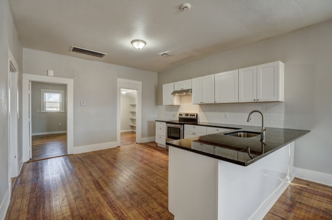 Foto del edificio - 1715 NW 21st St