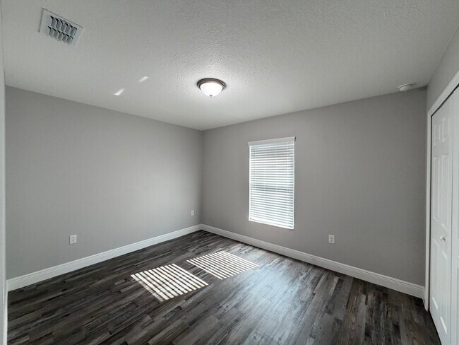 Foto del edificio - 2330 W Juan Vega Ln