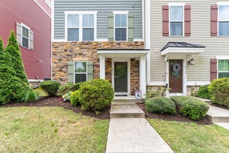 Building Photo - 4014 Luminary Dr