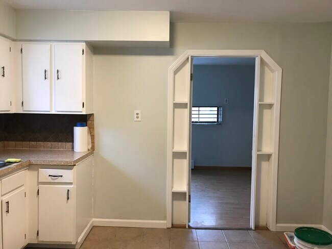 Building Photo - 110 Chapel St