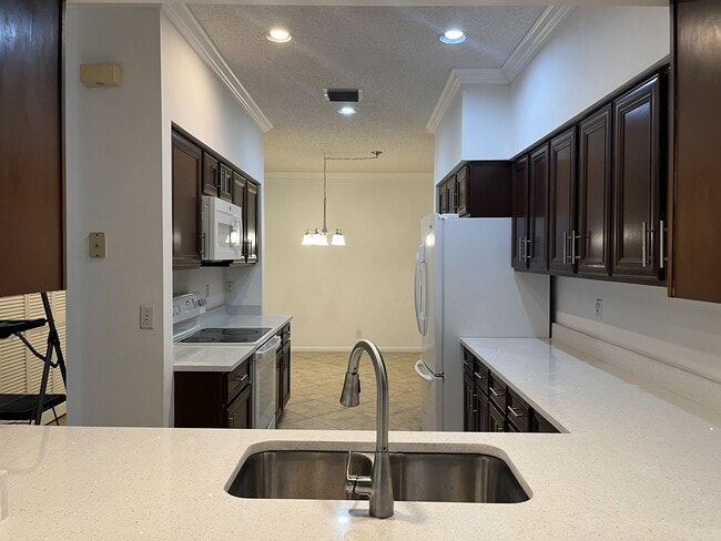 Foto del edificio - 9203 Boca Gardens Cir S