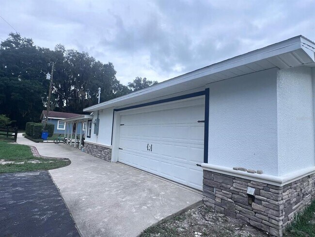 Building Photo - 11223 Co Rd 223