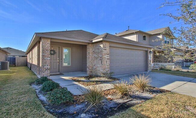 Building Photo - 9905 Gln Brk Ln