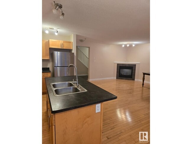 Building Photo - 3751-3713 13 St NW
