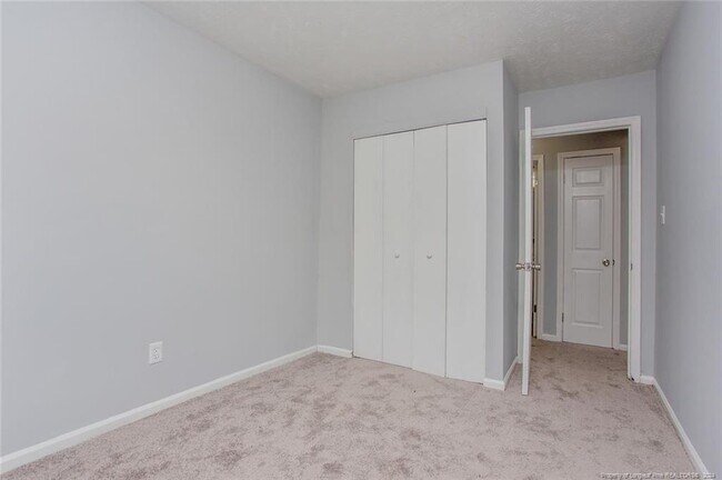 Foto del edificio - 5467 Lazybrook Ct