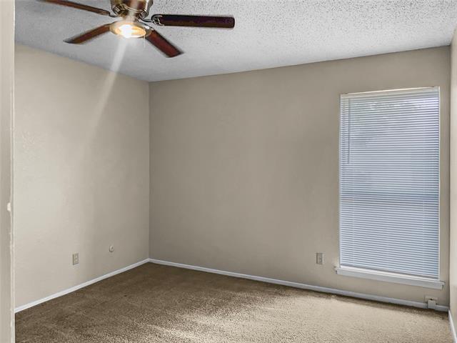 Foto del edificio - 2416 Windy Pine Ln