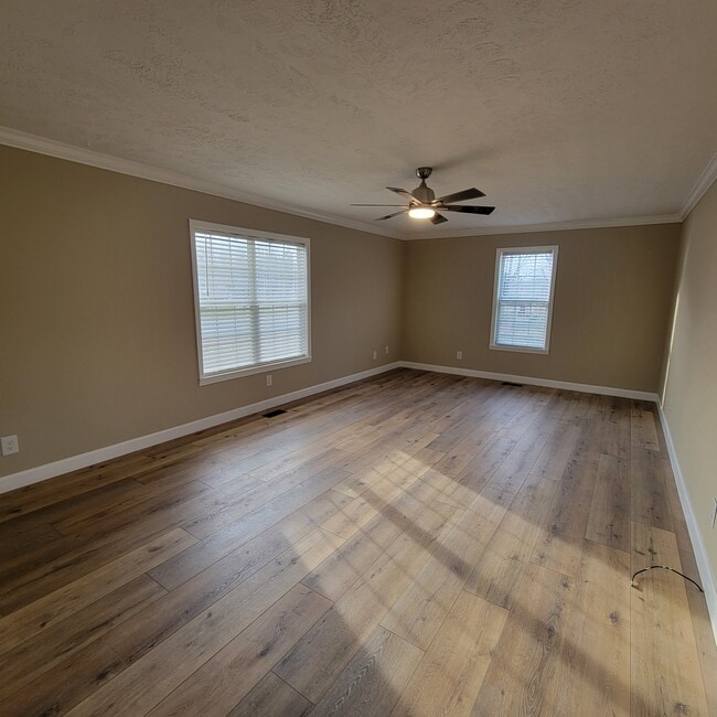 Building Photo - 8095 Nashville Hwy