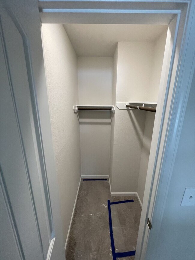 Foto del edificio - Brand New 2 Bedroom 2.5 Bathroom Townhome!