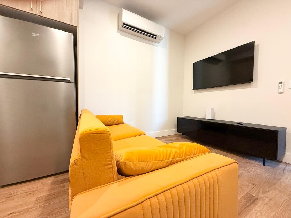 Nice room in a good neighborhood - Nice room in a good neighborhood
