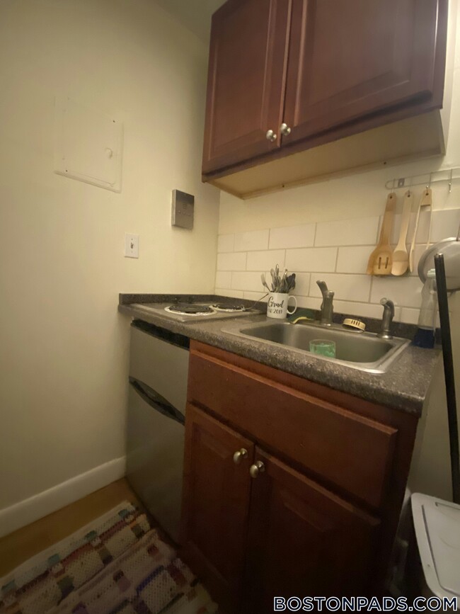 Building Photo - 49 S Huntington Ave
