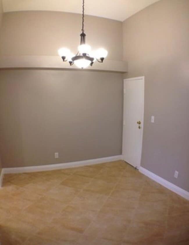 Building Photo - 2985 Haddonfield Loop