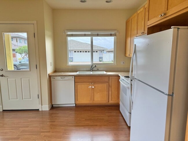 Foto del edificio - 1 Bedroom / 1 Bathroom House in Waiolani Mauka!