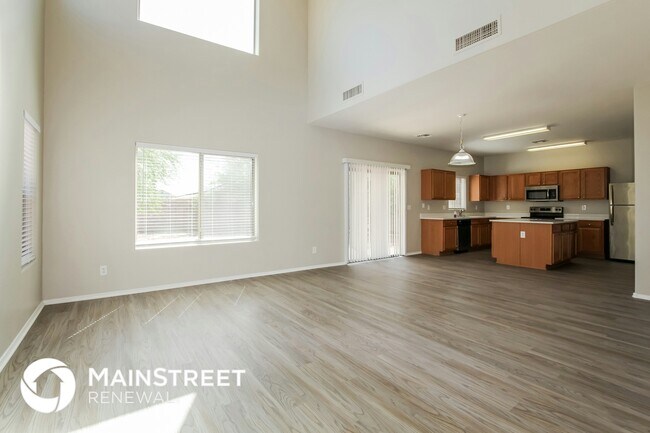 Building Photo - 17319 W Caribbean Ln