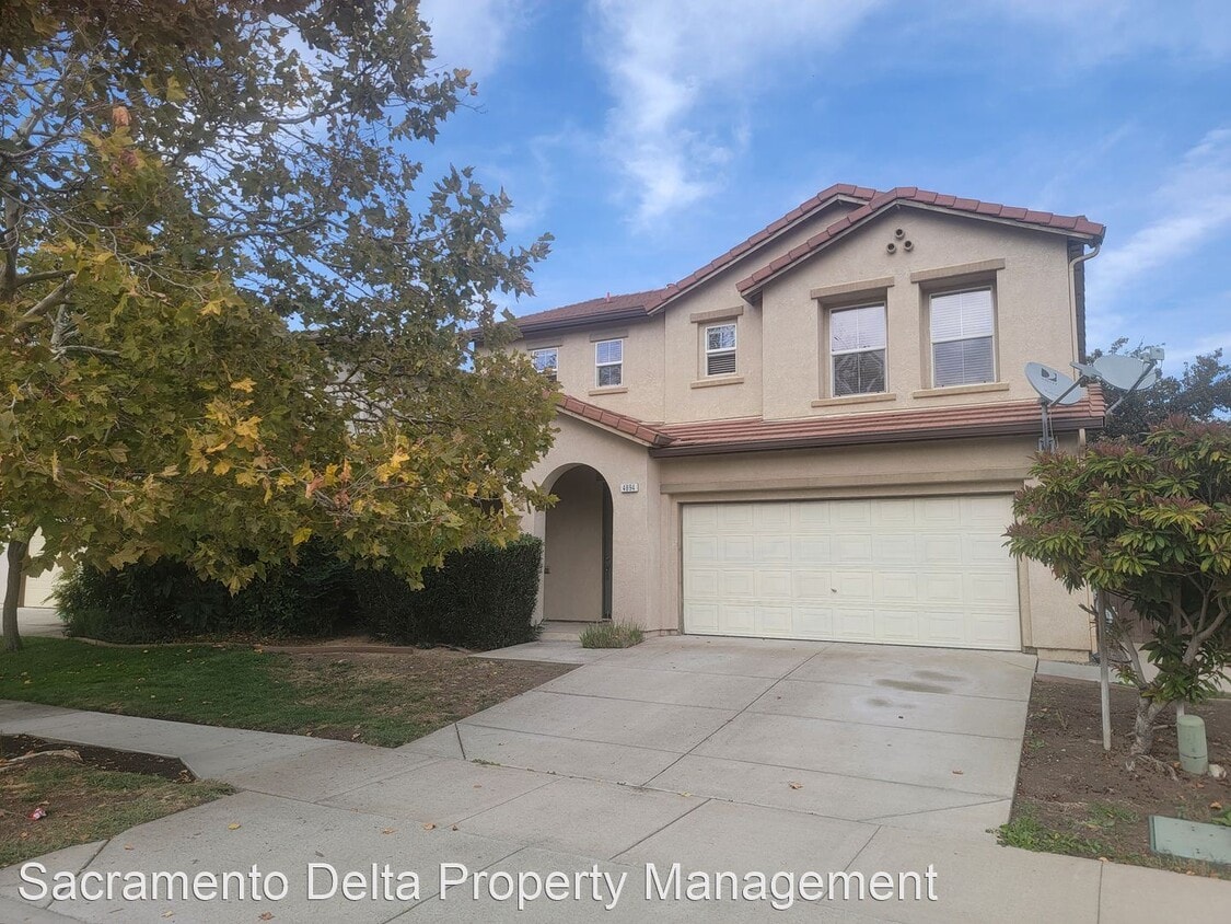 Foto principal - 3 br, 2.5 bath House - 4894 Kokomo Drive
