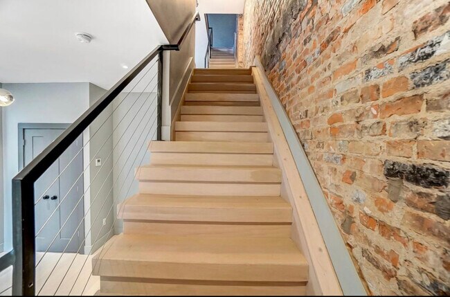 Foto del edificio - 1534 Republic St