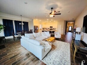 Building Photo - 23838 Via Leoni Dr