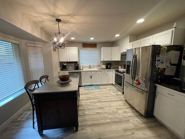 Foto del edificio - Beautiful 3 Bedroom Plus Den 2.5 Bath Home in Lake Stevens!