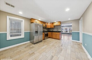 Building Photo - 2831 S Saint Louis Ave