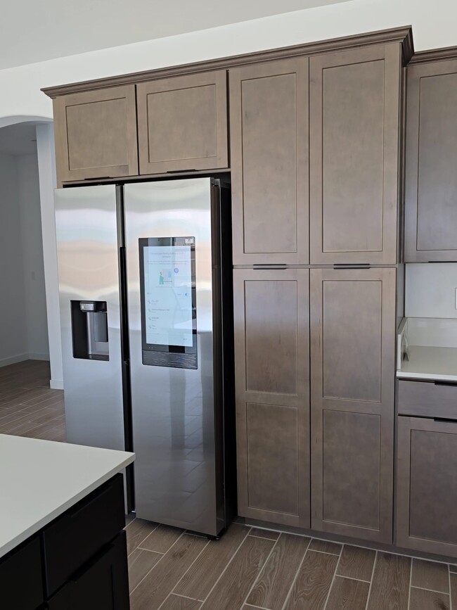 Building Photo - 7423 Passionfruit Dr