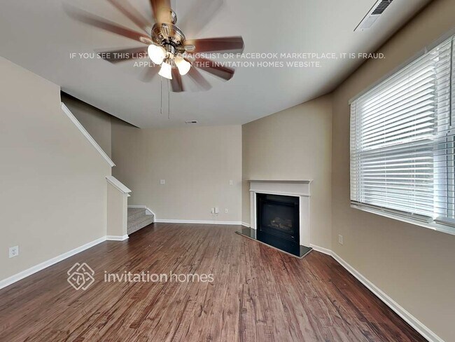 Foto del edificio - 7307 Lamplighter Close Dr