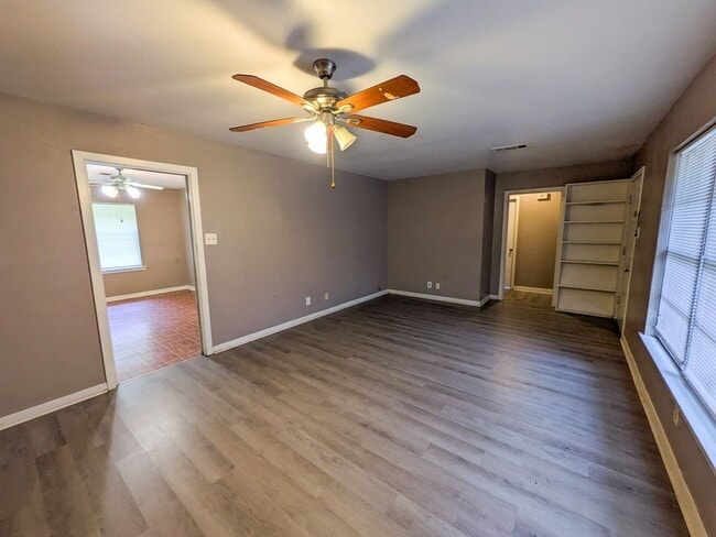 Building Photo - 436 Gardenia Ave