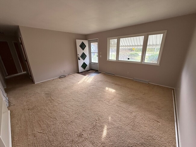 Building Photo - 4315 Hopkins Rd