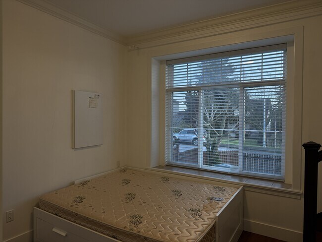 Photo du bâtiment - 7519 14th Ave