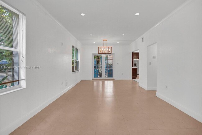 Foto del edificio - 1537 SW 10th St