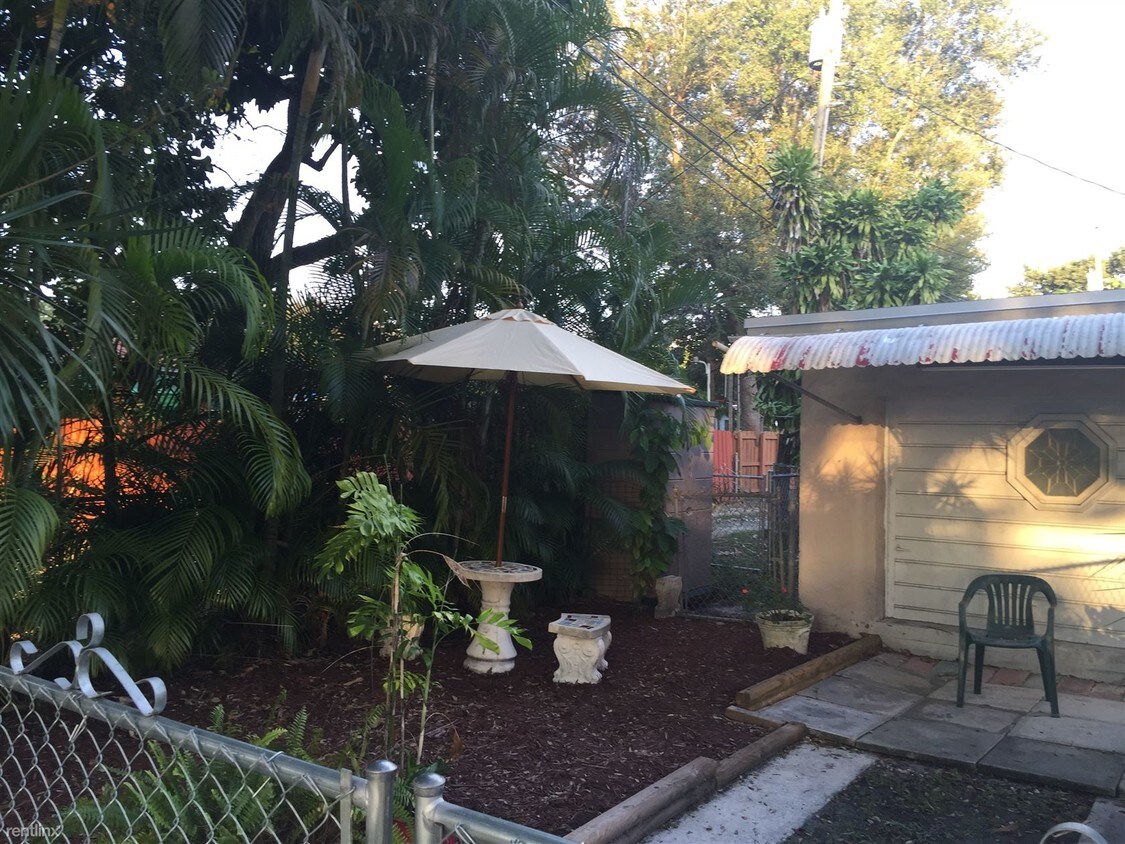 Foto principal - 479 Westward Dr