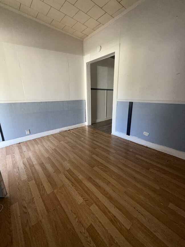 Building Photo - 410 Hawthorne St