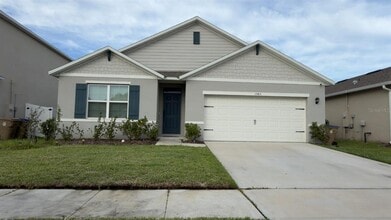 Building Photo - 1583 Barberry Dr
