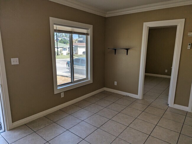 Foto del edificio - 6382 Los Robles Ave