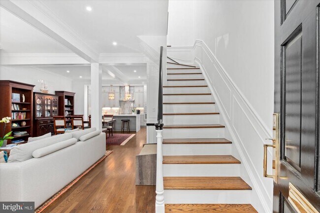 Foto del edificio - 1322 28th St NW