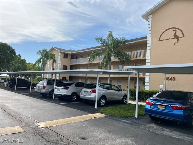 Foto del edificio - 9640 Victoria Ln