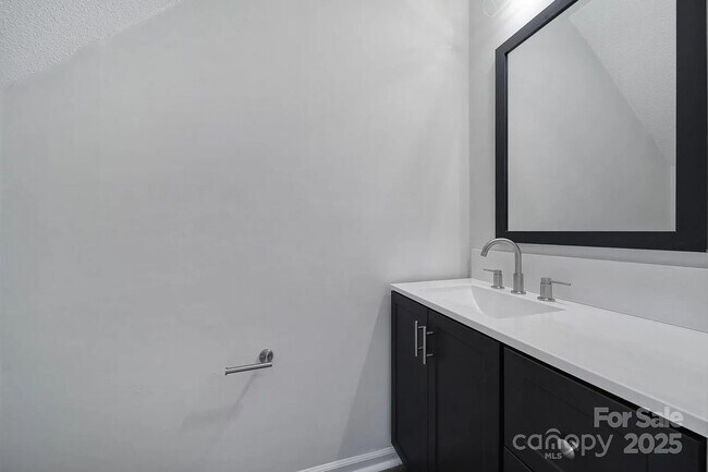 Foto del edificio - Fully Remodeled | 2BR/1.5BA Condo | Willow...