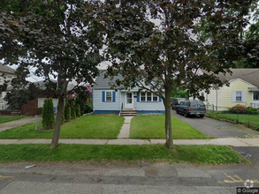 Building Photo - 119 Lindegar St