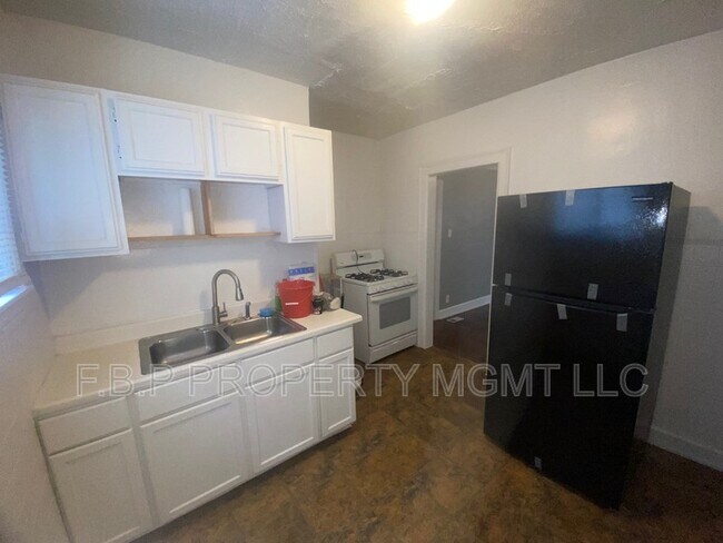Foto del edificio - 3831 Waverly St