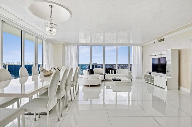 Foto del edificio - 1830 S Ocean Dr