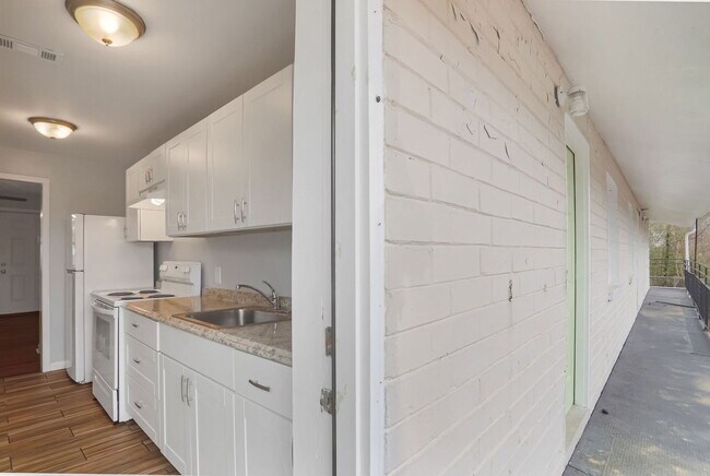 Foto del edificio - 615 Oliver St NW