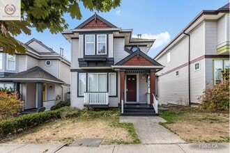 Building Photo - 14902 57 Av