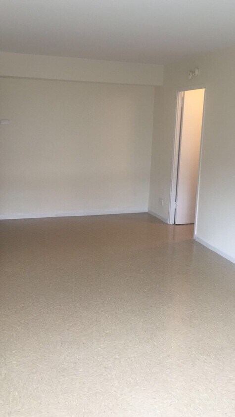Foto principal - 1156 Namdac Ave