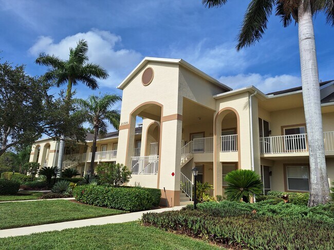 Building Photo - 21301 Lancaster Run