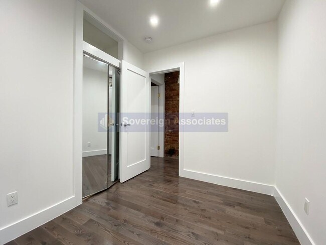 Foto del edificio - 3620 Broadway