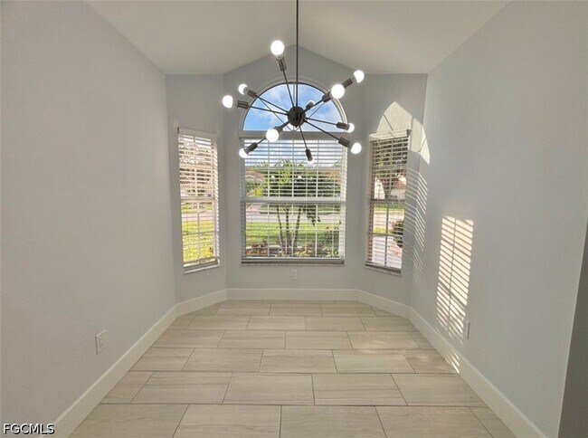 Foto del edificio - 12396 Kelly Sands Way