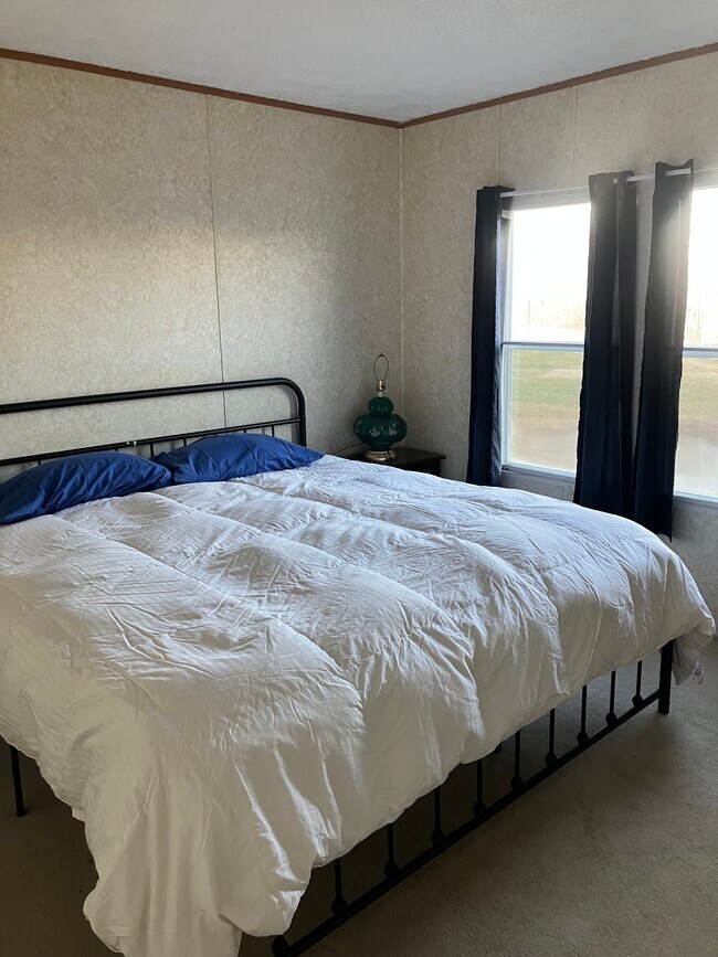 Building Photo - 440 Wade Rd