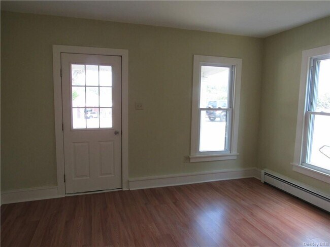 Foto del edificio - 93 Brookside Ave