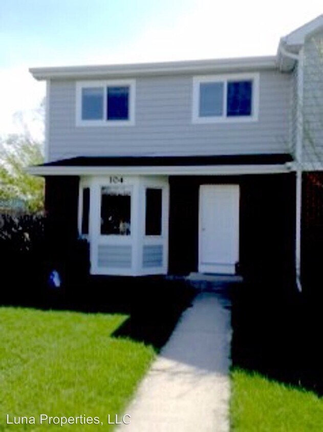 Primary Photo - 106-106 S 20th Ave